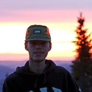 Meet your Posher, Thomas